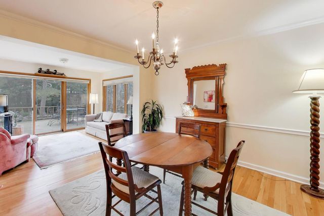 6621 N Keating Avenue, Lincolnwood, IL 60712