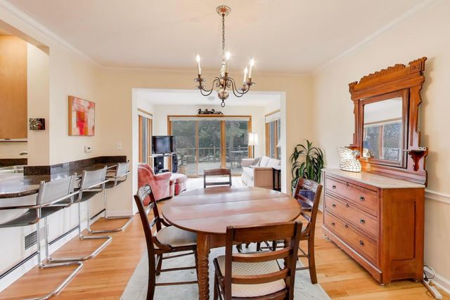 6621 N Keating Avenue, Lincolnwood, IL 60712