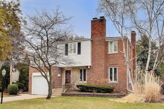 6621 N Keating Avenue, Lincolnwood, IL 60712