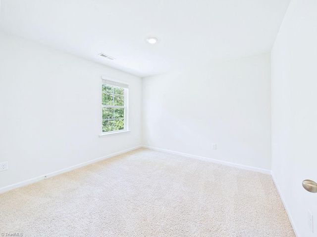 1547 Hamilton Hills Drive, Greensboro, NC 27406