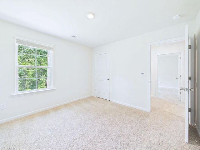1547 Hamilton Hills Drive, Greensboro, NC 27406