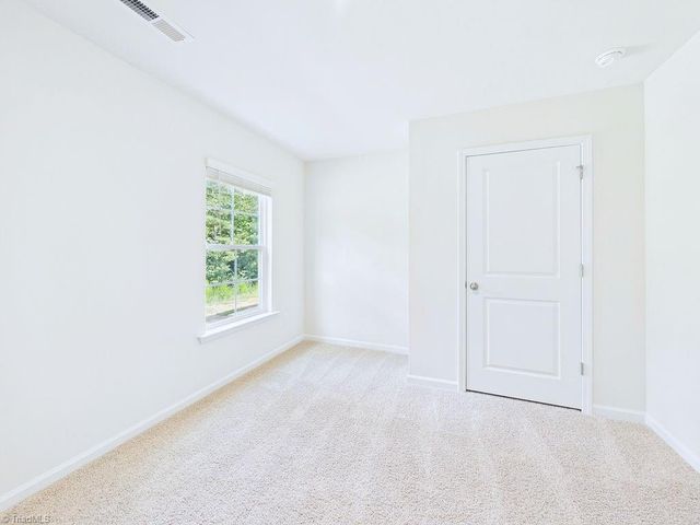 1547 Hamilton Hills Drive, Greensboro, NC 27406