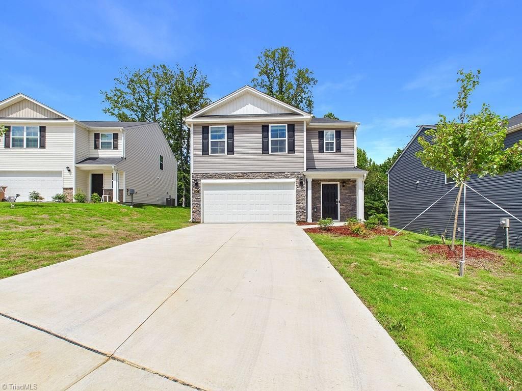 1547 Hamilton Hills Drive, Greensboro, NC 27406