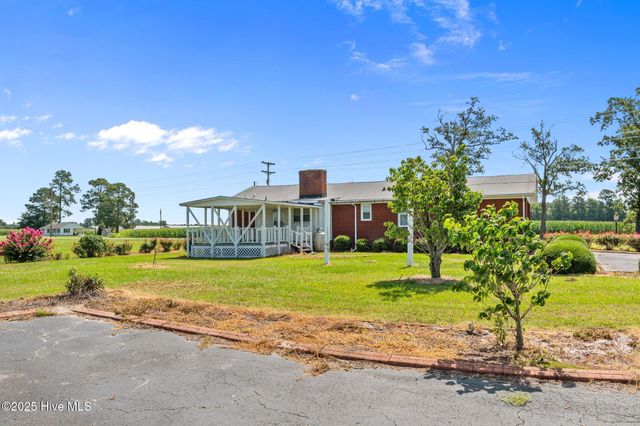 439 Vine Swamp Road, Kinston, NC 28504