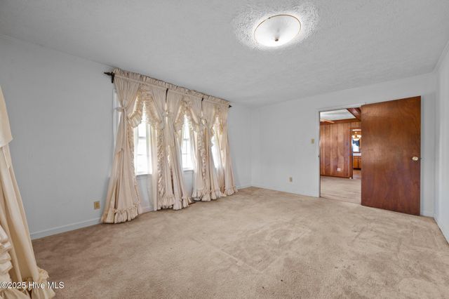 439 Vine Swamp Road, Kinston, NC 28504