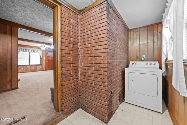 439 Vine Swamp Road, Kinston, NC 28504