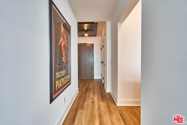 900 W Olympic Boulevard 32F, Los Angeles, CA 90015