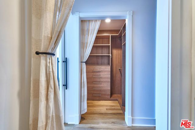 900 W Olympic Boulevard 32F, Los Angeles, CA 90015