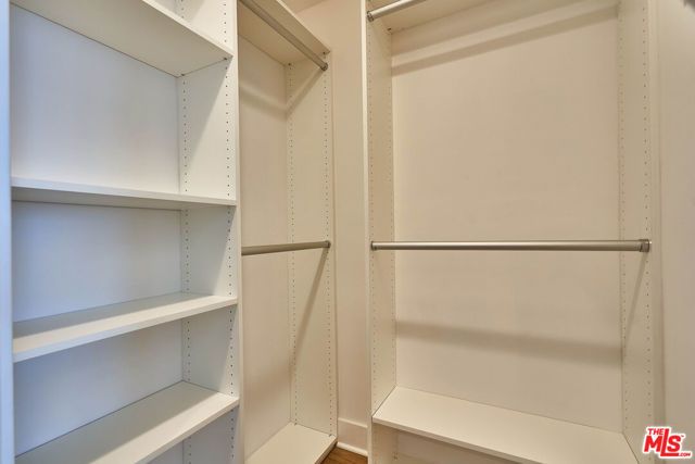 900 W Olympic Boulevard 32F, Los Angeles, CA 90015