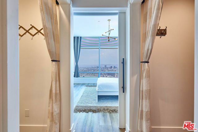 900 W Olympic Boulevard 32F, Los Angeles, CA 90015