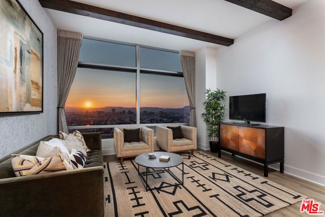 900 W Olympic Boulevard 32F, Los Angeles, CA 90015