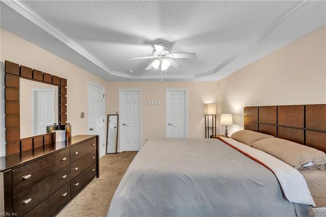 517 Seahorse RN, Chesapeake, VA 23320