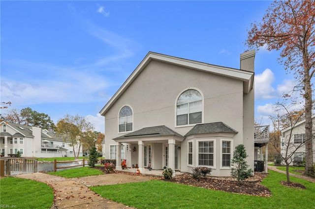 517 Seahorse RN, Chesapeake, VA 23320