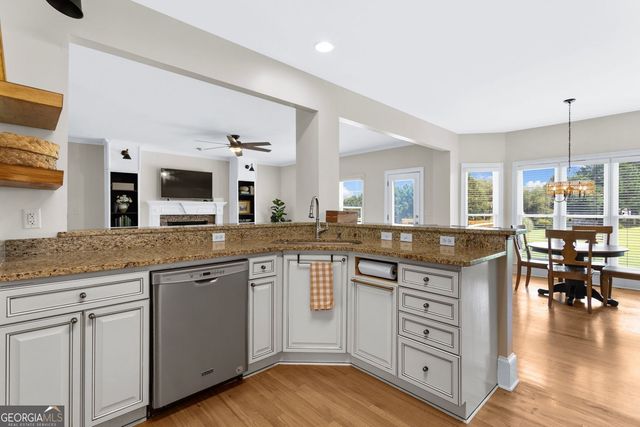 110 Whitaker Way, Hoschton, GA 30548