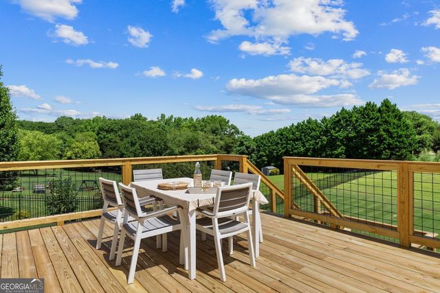 110 Whitaker Way, Hoschton, GA 30548