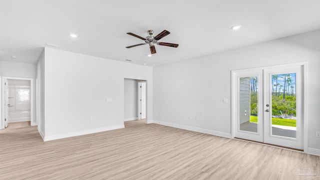 3225 Harrier Rd, Pace, FL 32571
