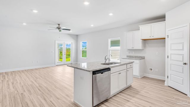 3225 Harrier Rd, Pace, FL 32571