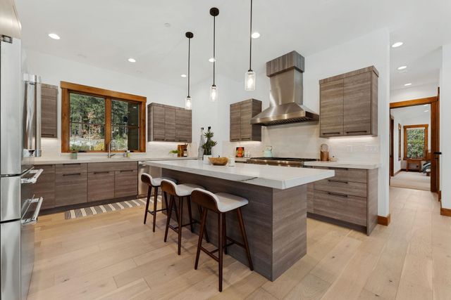 11791 Ghirard Road, Truckee, CA 96161