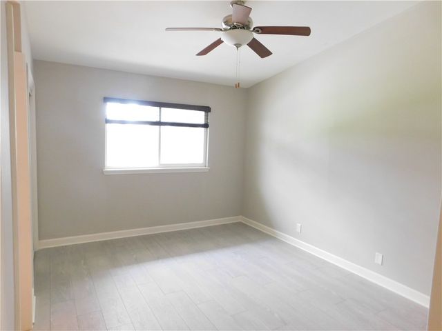 613 Driftwood Pl, Corpus Christi, TX 78411