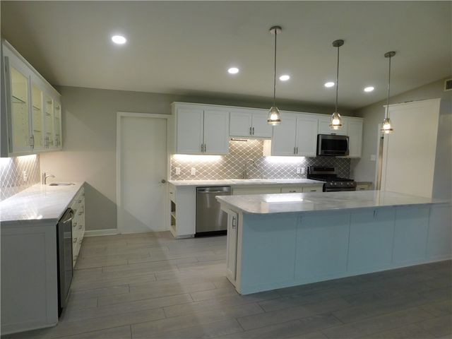 613 Driftwood Pl, Corpus Christi, TX 78411