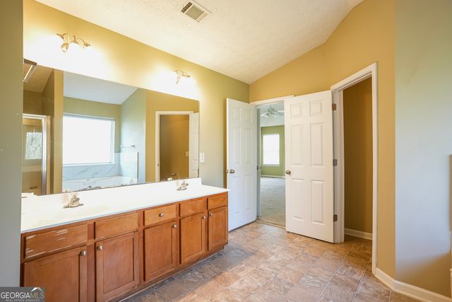 4033 Roxberry Hill Lane, Buford, GA 30518
