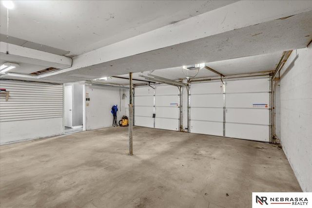 725 N 10th Avenue, Blair, NE 68008