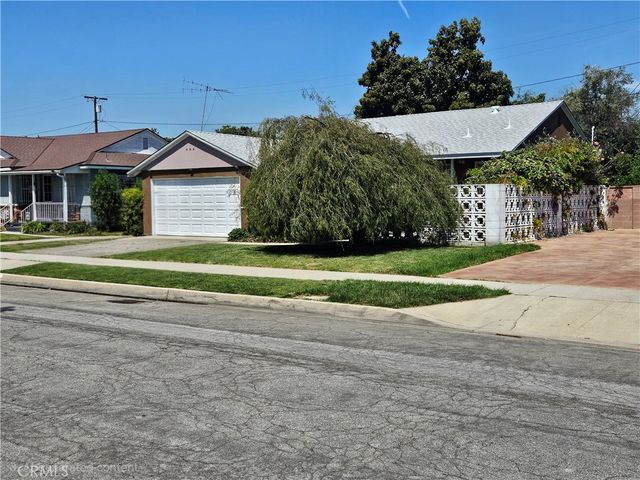 71 W Dameron, Long Beach, CA 90805