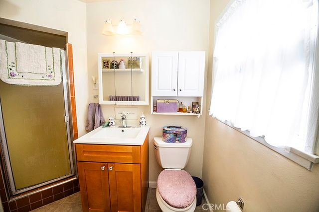 71 W Dameron, Long Beach, CA 90805