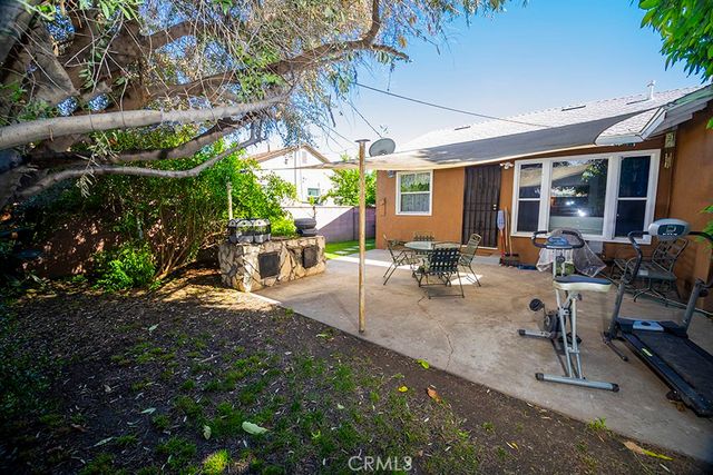 71 W Dameron, Long Beach, CA 90805