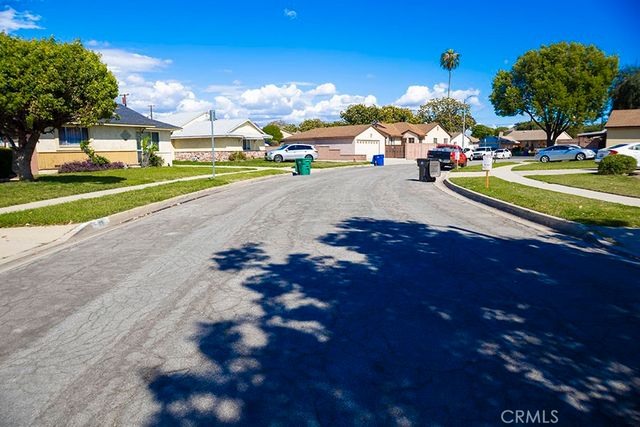 71 W Dameron, Long Beach, CA 90805