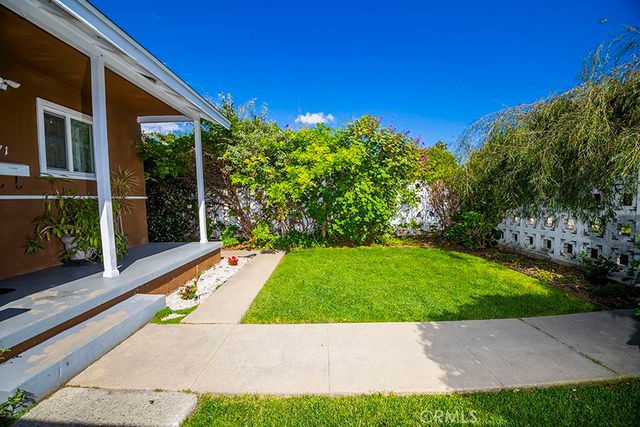 71 W Dameron, Long Beach, CA 90805