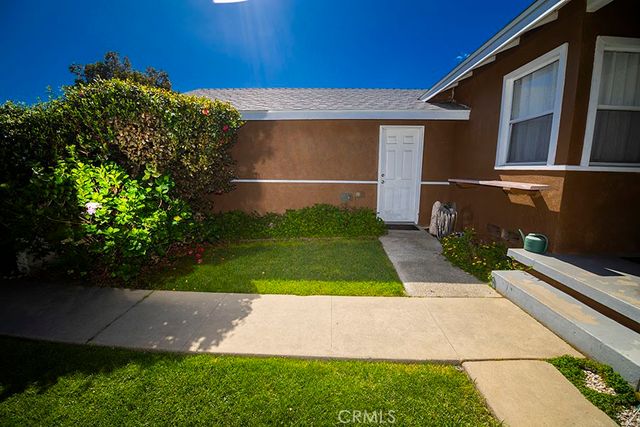 71 W Dameron, Long Beach, CA 90805