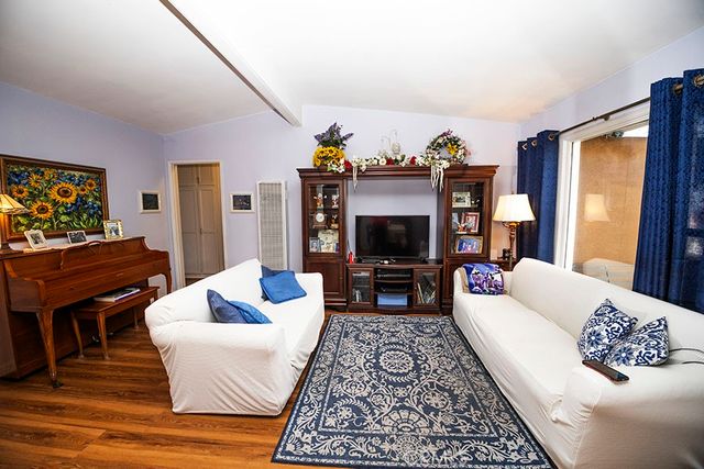 71 W Dameron, Long Beach, CA 90805