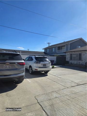 42 W Mountain View Street, Long Beach, CA 90805