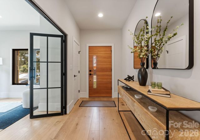 1821 Umstead Street, Charlotte, NC 28205