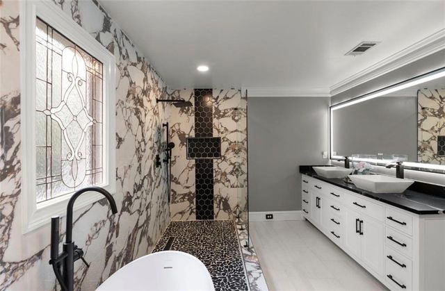 4576 Ridgegate Drive, Peachtree Corners, GA 30097