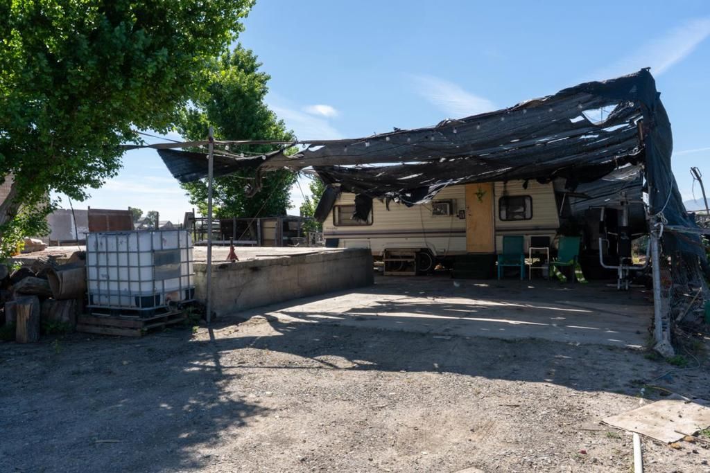 Image 13 of property listing at 23429 Highway 152, Los Banos, CA 93635