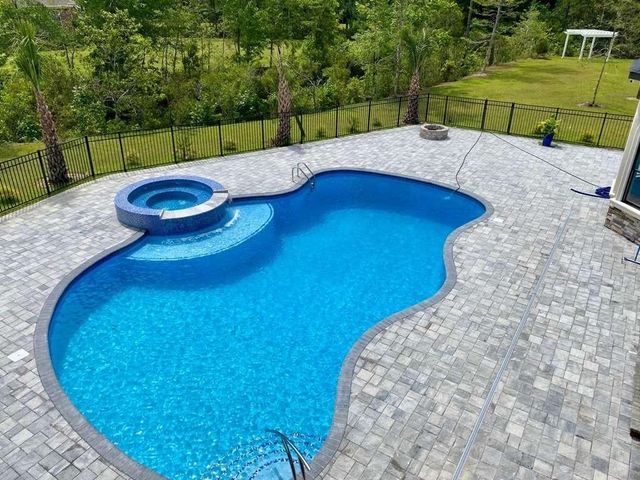 292 Prince Creek Pkwy., Murrells Inlet, SC 29576