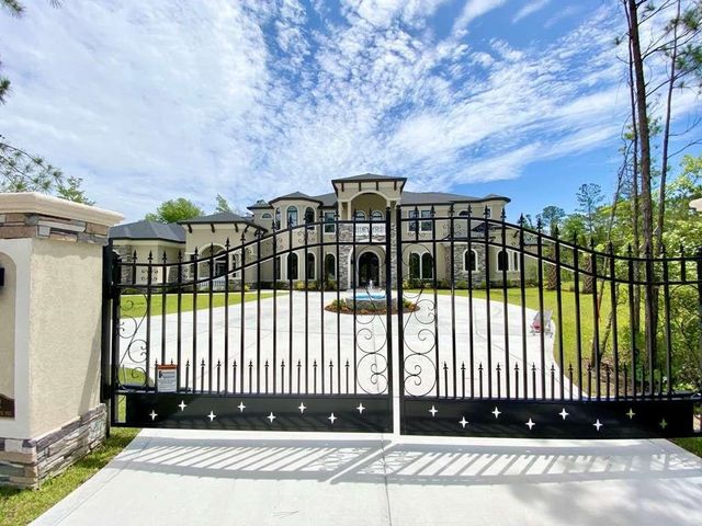 292 Prince Creek Pkwy., Murrells Inlet, SC 29576