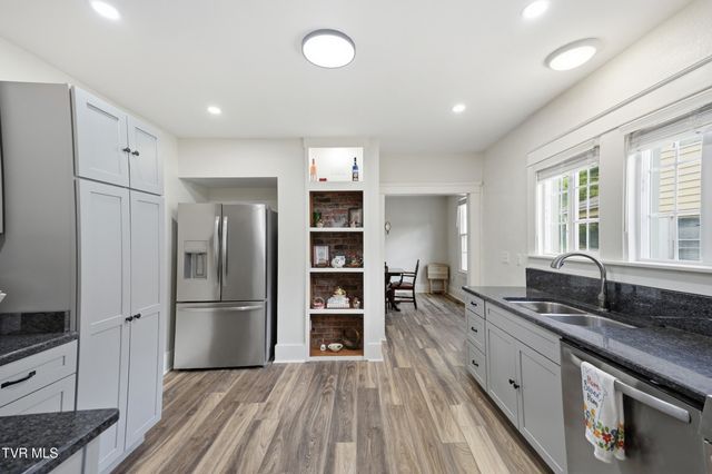 224 Northwest 10th Street, Norton, VA 24273