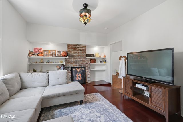 224 Northwest 10th Street, Norton, VA 24273