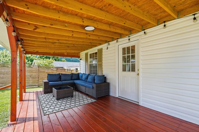 224 Northwest 10th Street, Norton, VA 24273