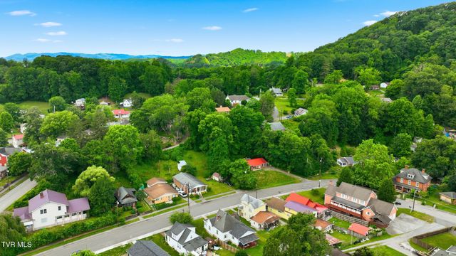 224 Northwest 10th Street, Norton, VA 24273