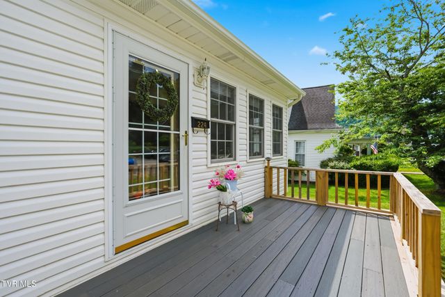224 Northwest 10th Street, Norton, VA 24273