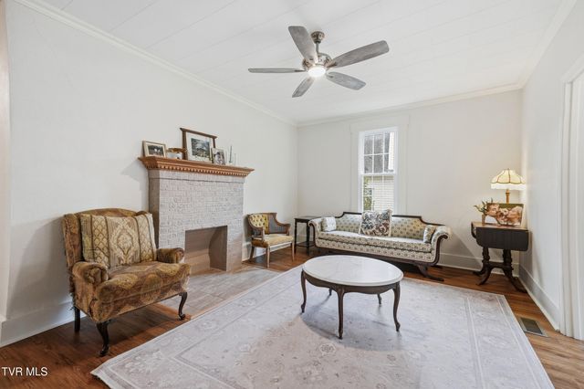 224 Northwest 10th Street, Norton, VA 24273