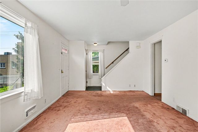 33 Beresford Road, Rochester, NY 14610