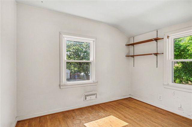 33 Beresford Road, Rochester, NY 14610