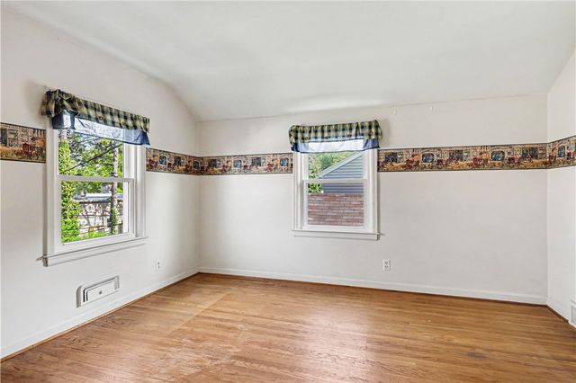 33 Beresford Road, Rochester, NY 14610