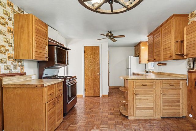 33 Beresford Road, Rochester, NY 14610