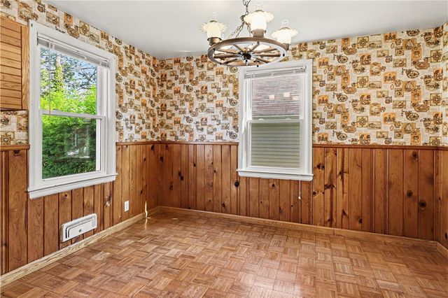 33 Beresford Road, Rochester, NY 14610